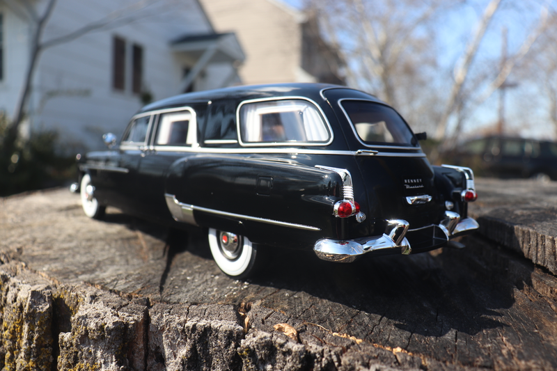 Illustration for article titled 1/18 Packard Henney HearseĀ